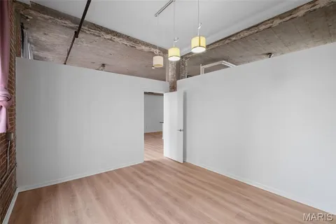 $140,000 | 1511 Locust Street, Unit 604, St. Louis, MO 63103