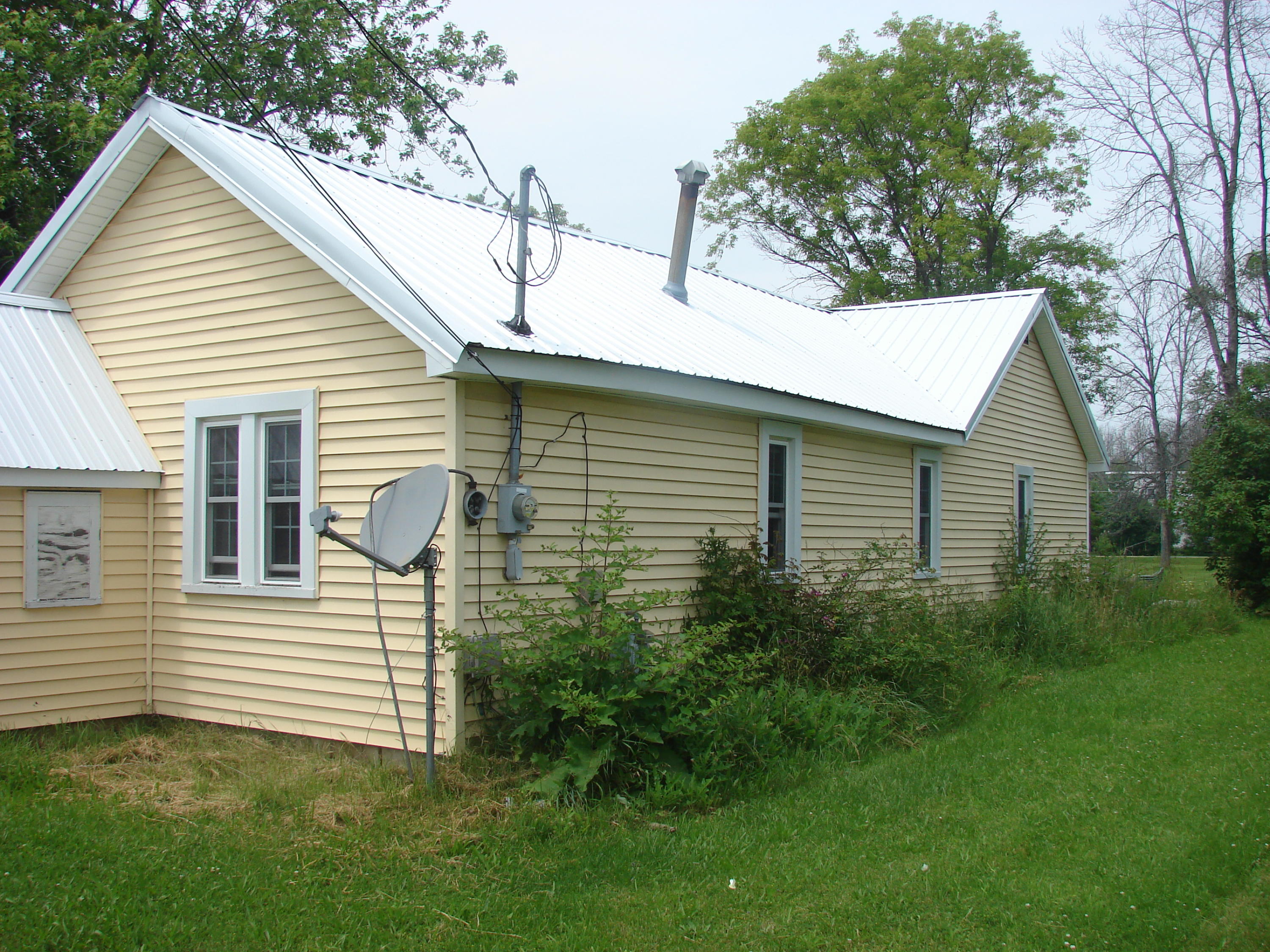 1024 Division Street Cheboygan, MI 49721 - Photo 4 of 14 Gallery Image 4