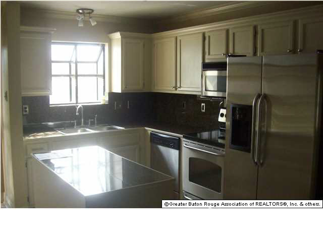 203 South Flannery Road, Unit 2 Baton Rouge, LA 70815 - Photo 3 of 10 Gallery Image 3