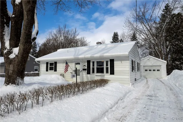 $199,900 | 20 Balsam Crescent, New Hartford, NY 13413
