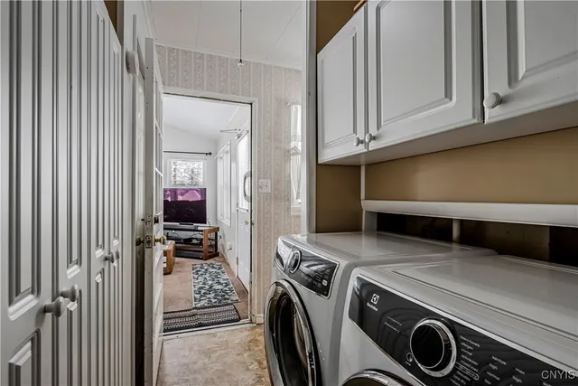 $199,900 | 20 Balsam Crescent, New Hartford, NY 13413