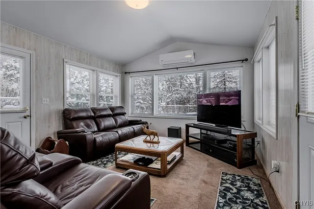 $199,900 | 20 Balsam Crescent, New Hartford, NY 13413