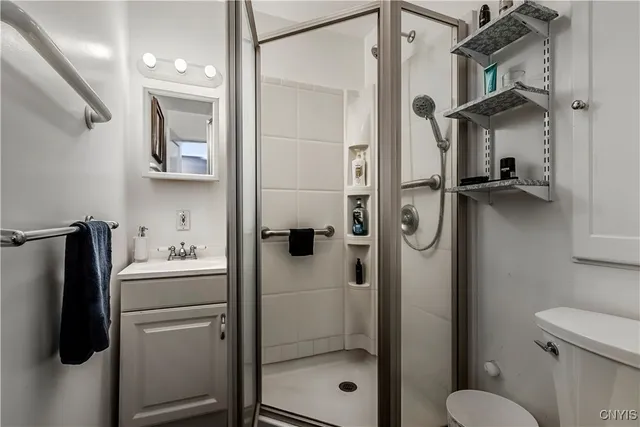 $199,900 | 20 Balsam Crescent, New Hartford, NY 13413