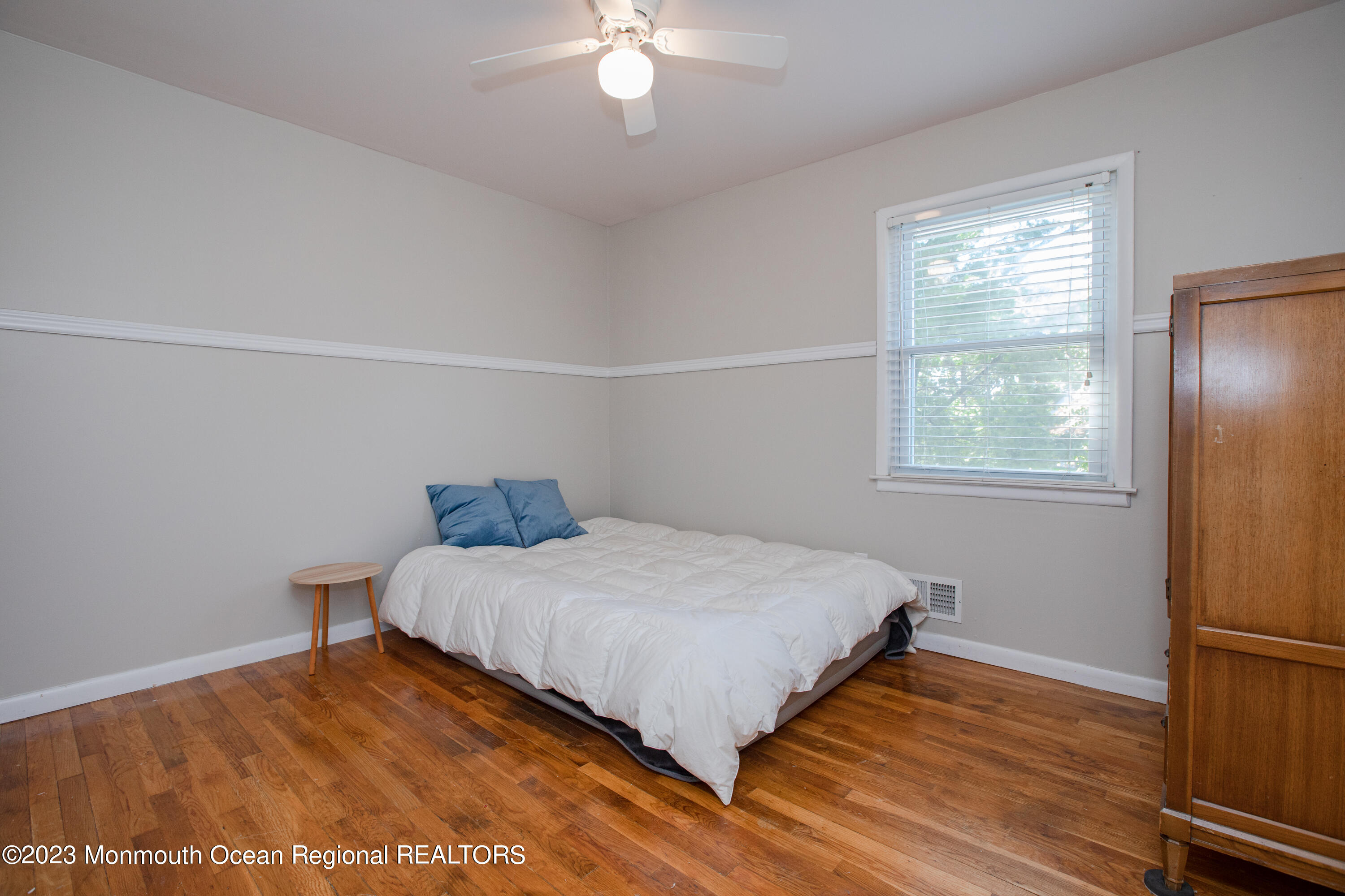 29 Dutch Valley Road Howell, NJ 07731 - Photo 12 of 27 34