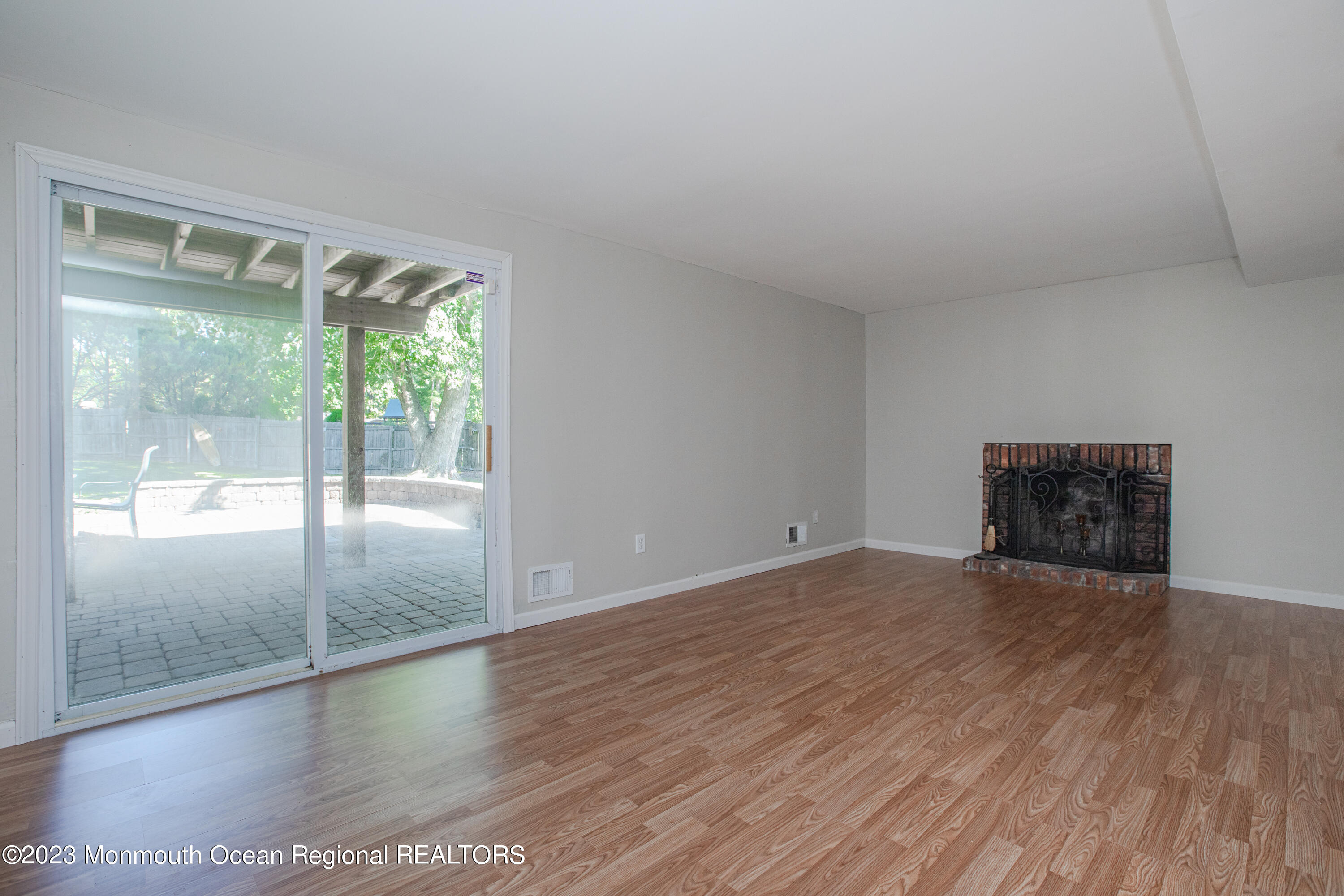 29 Dutch Valley Road Howell, NJ 07731 - Photo 16 of 27 39