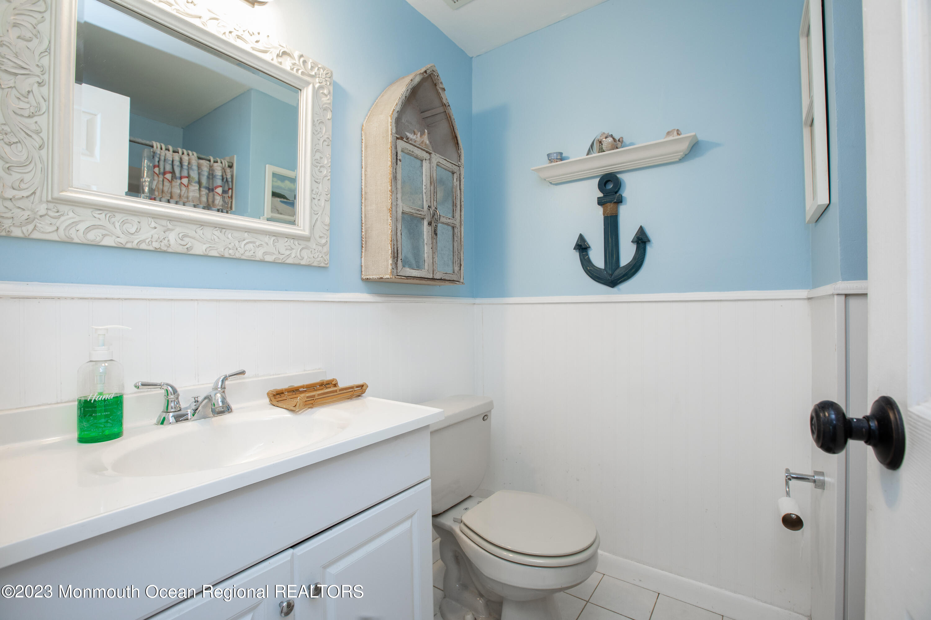 29 Dutch Valley Road Howell, NJ 07731 - Photo 21 of 27 45