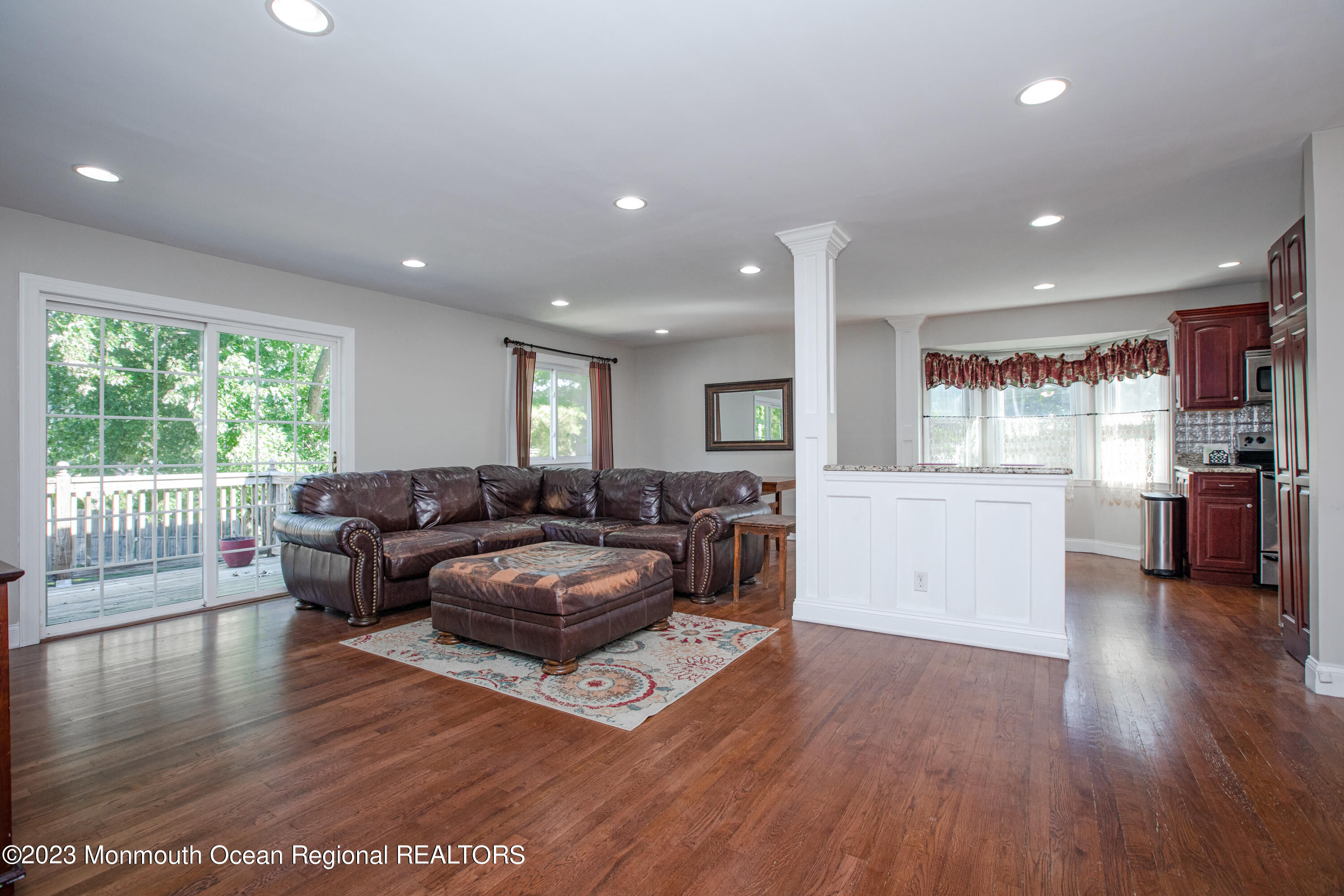 29 Dutch Valley Road Howell, NJ 07731 - Photo 6 of 27 22