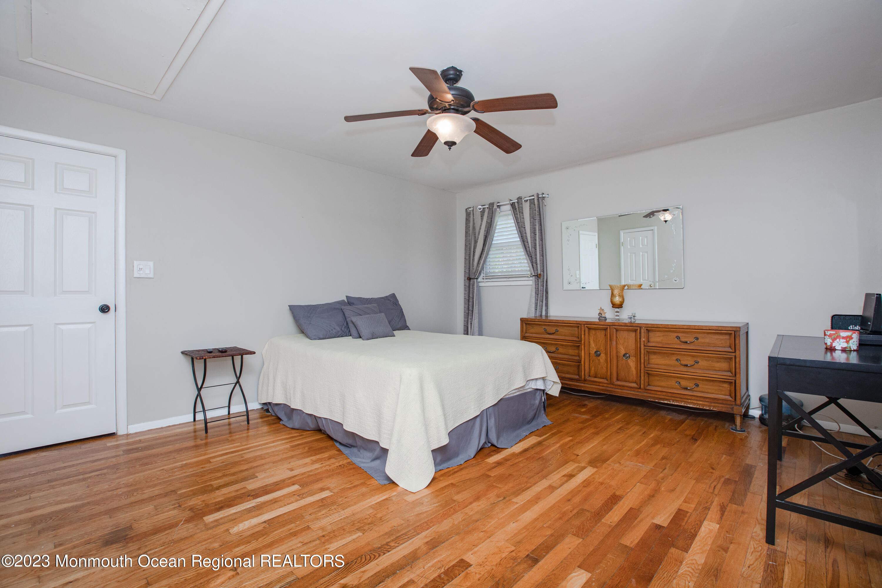 29 Dutch Valley Road Howell, NJ 07731 - Photo 9 of 27 31