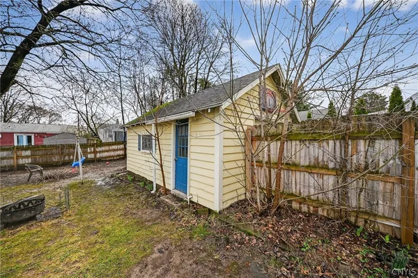 $179,000 | 310 Russell Avenue, Salina, NY 13088