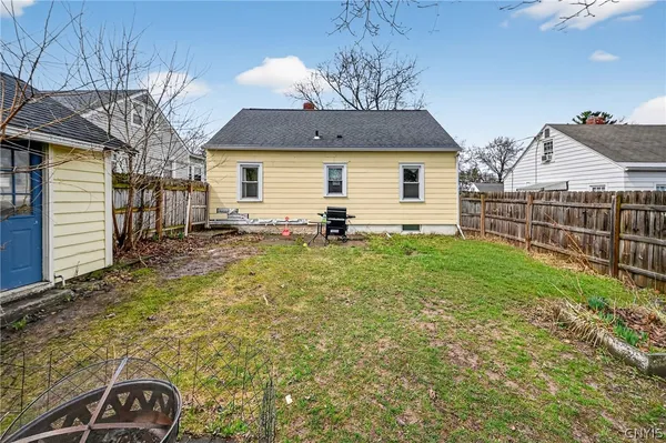 $179,000 | 310 Russell Avenue, Salina, NY 13088