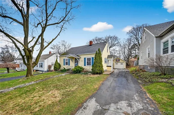 $179,000 | 310 Russell Avenue, Salina, NY 13088