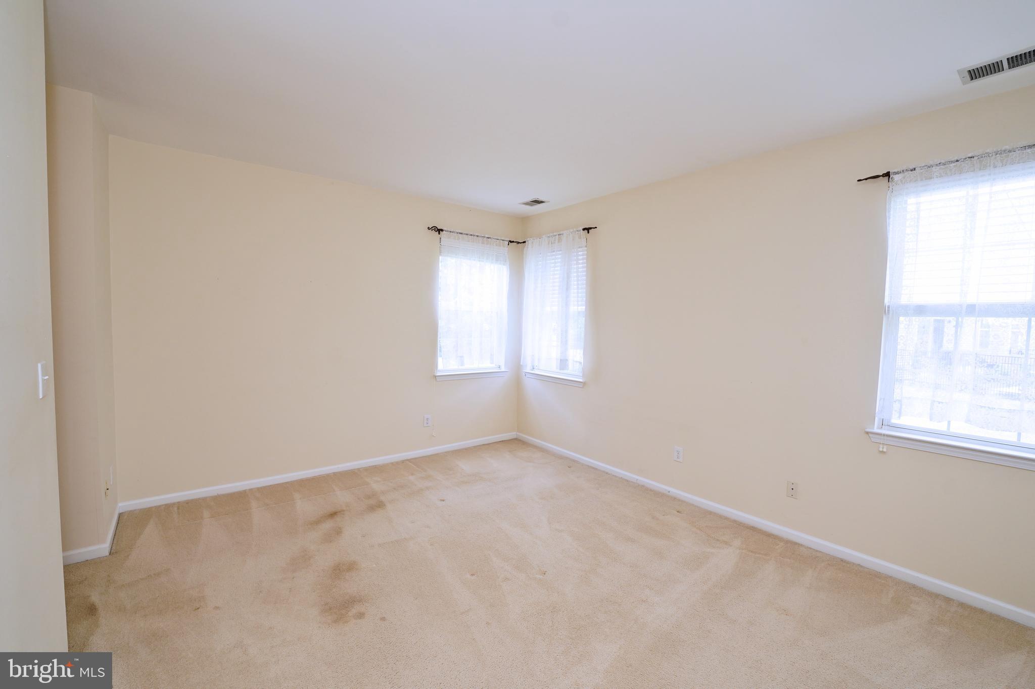 3 Stanford Road East Pennington, NJ 08534 - Photo 6 of 18 Gallery Image 6
