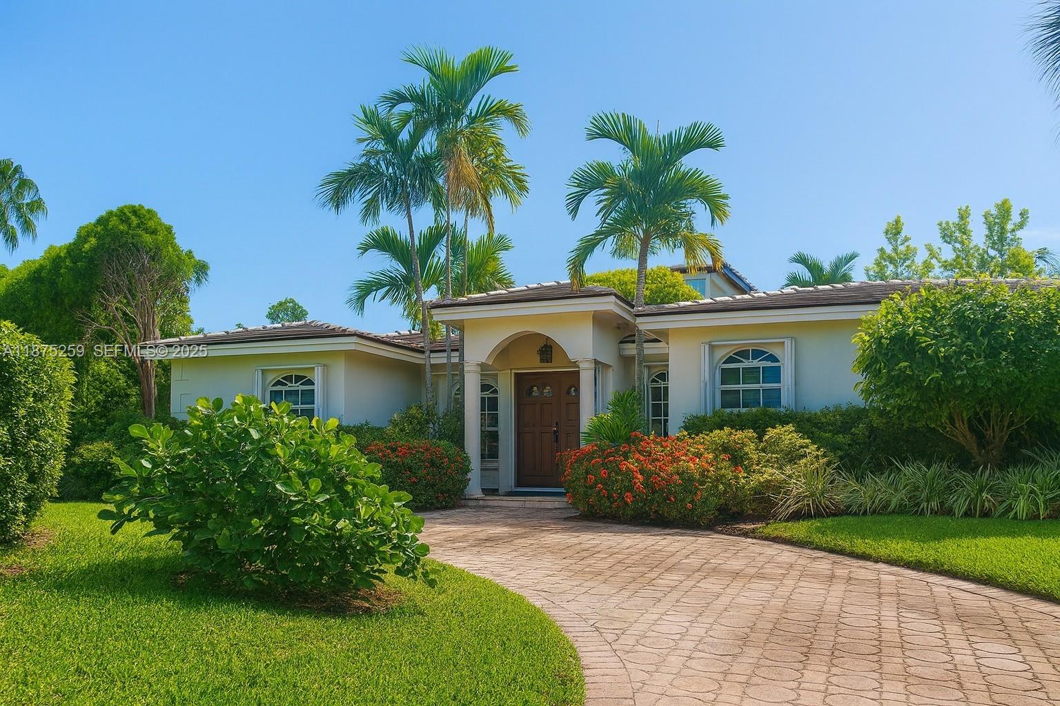 401 Warren Lane Key Biscayne, FL 33149 - Photo 2 of 46