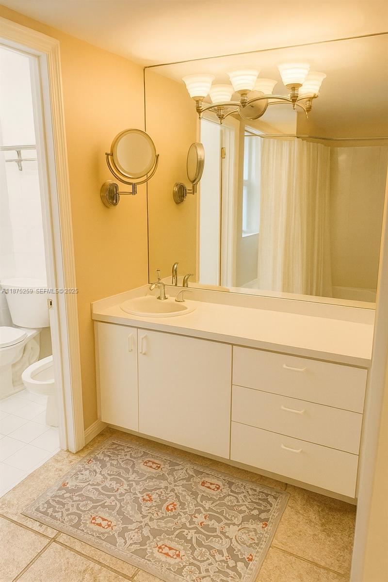 401 Warren Lane Key Biscayne, FL 33149 - Photo 28 of 46