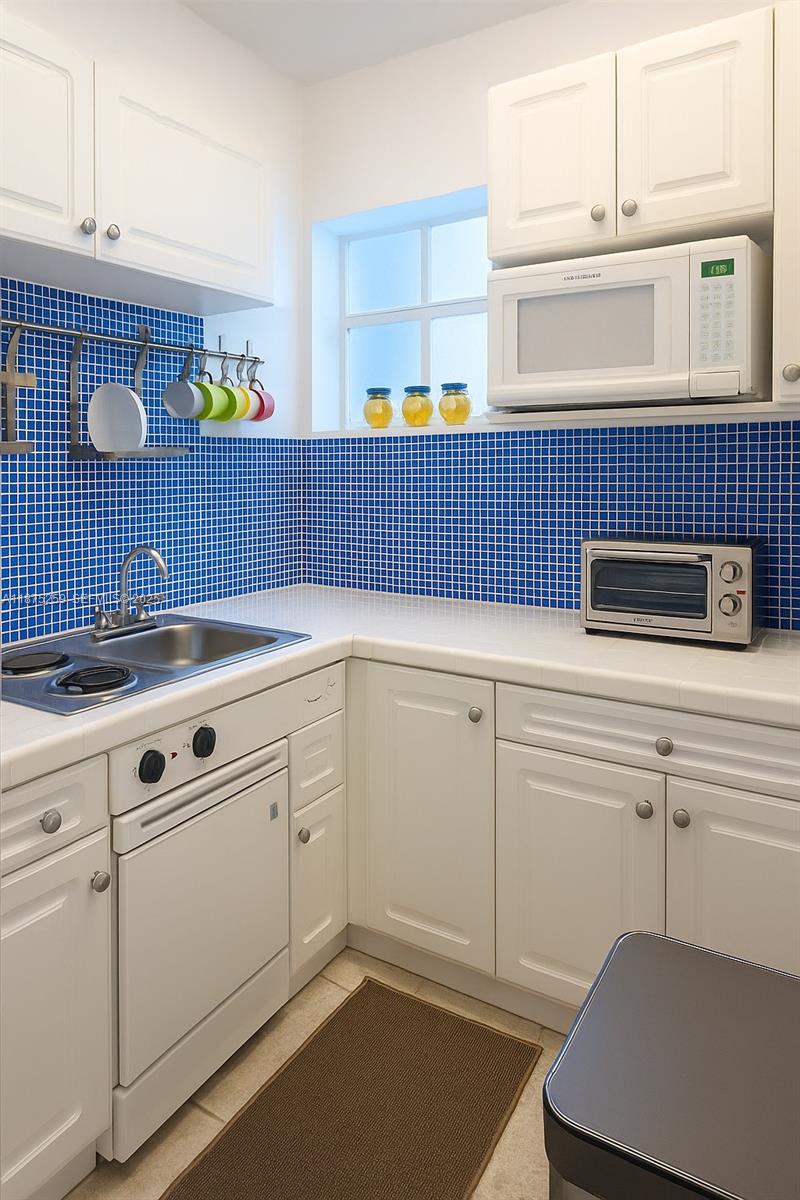 401 Warren Lane Key Biscayne, FL 33149 - Photo 31 of 46