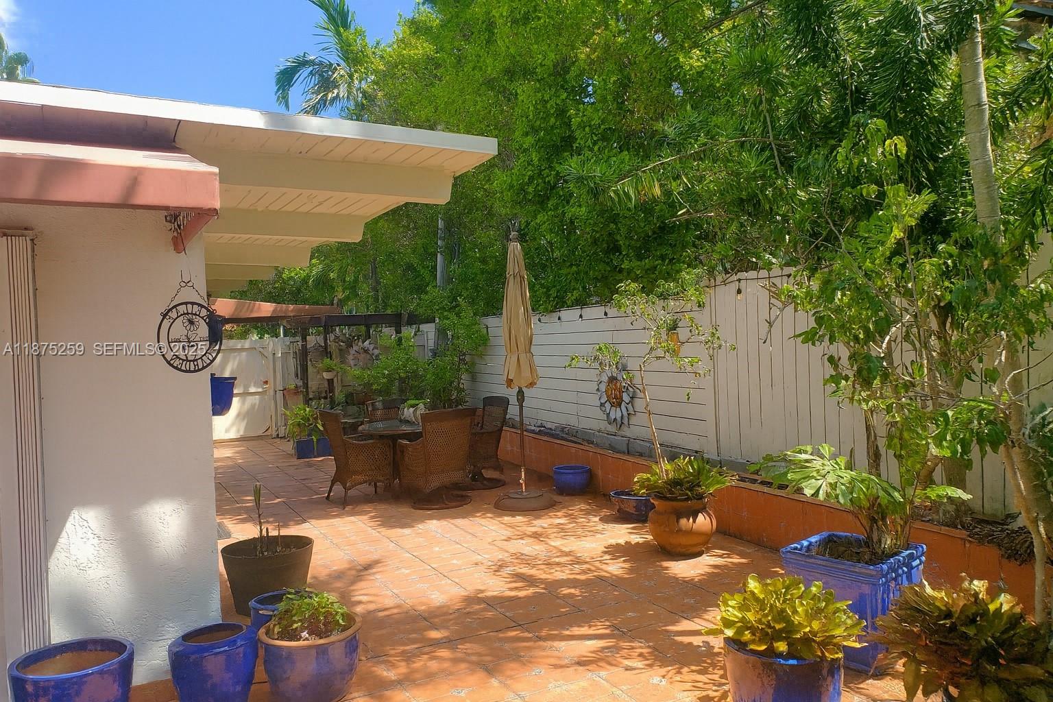 401 Warren Lane Key Biscayne, FL 33149 - Photo 35 of 46