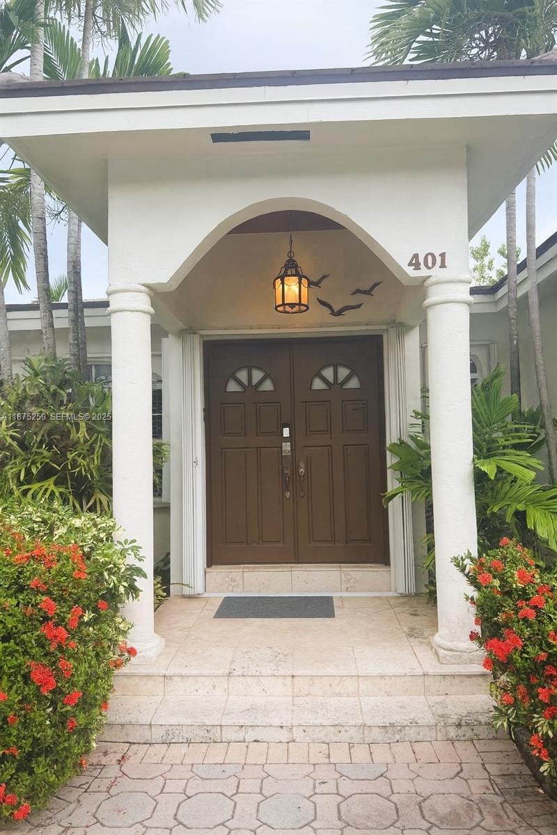 401 Warren Lane Key Biscayne, FL 33149 - Photo 5 of 46
