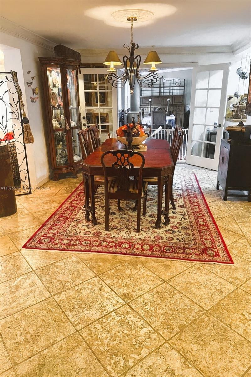 401 Warren Lane Key Biscayne, FL 33149 - Photo 10 of 46