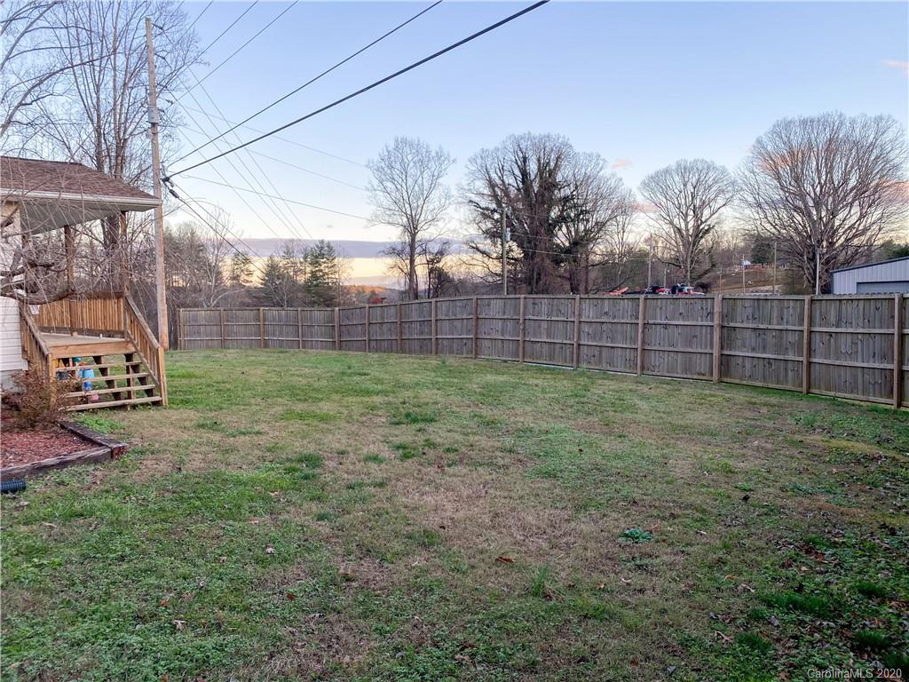 20 Bartlett Road Marion, NC 28752 - Photo 5 of 19 Gallery Image 5