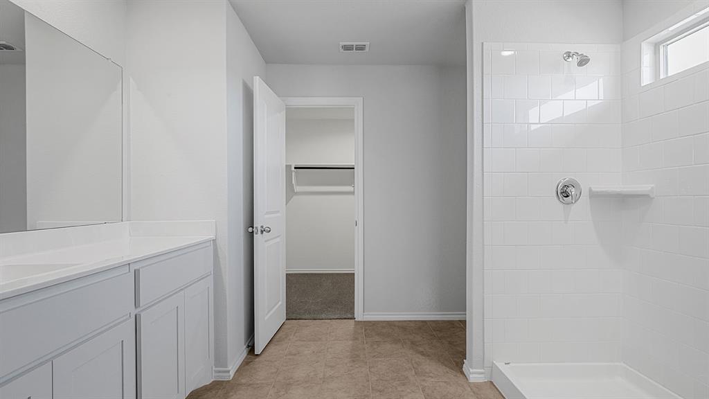 114 Mojave Road Boyd, TX 76023 - Photo 13 of 35