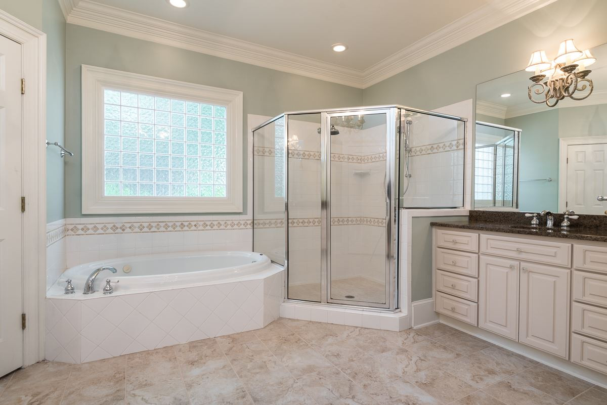 604 Chalfant Court Raleigh, NC 27607 - Photo 11 of 25 Master Bath/Spa
