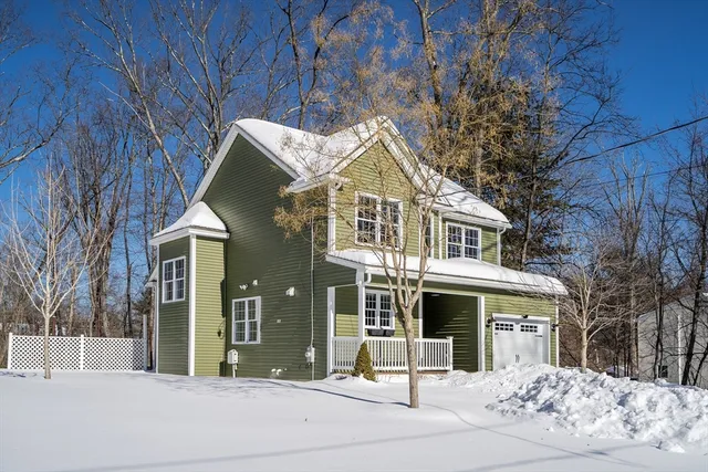 $850,000 | 16 Oak Road, Littleton, MA 01460