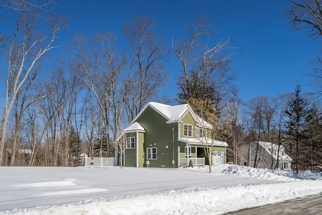 $850,000 | 16 Oak Road, Littleton, MA 01460