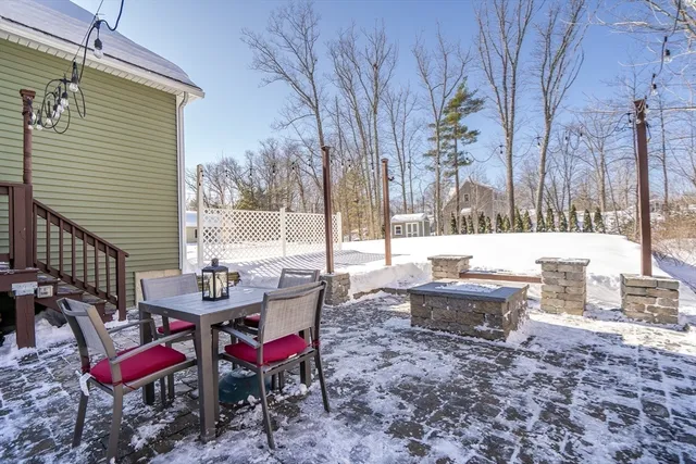 $850,000 | 16 Oak Road, Littleton, MA 01460