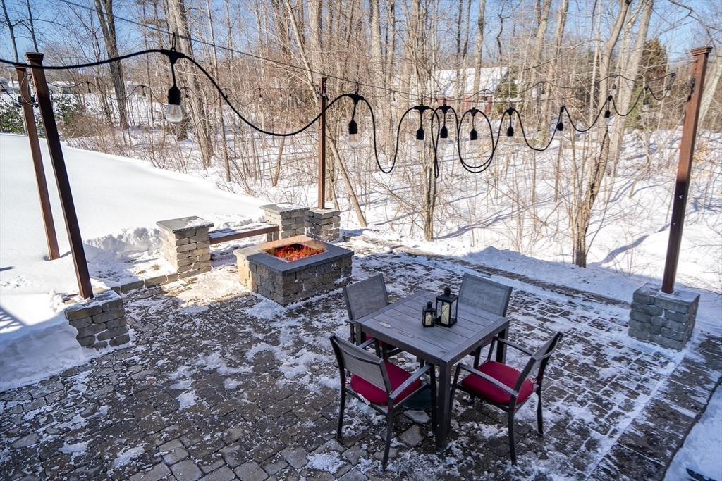 16 Oak Road Littleton, MA 01460 - Photo 31 of 38