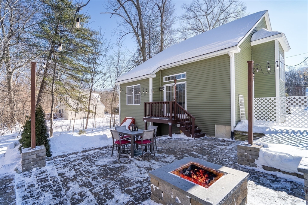 16 Oak Road Littleton, MA 01460 - Photo 32 of 38