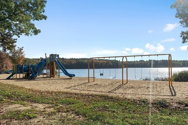 $850,000 | 16 Oak Road, Littleton, MA 01460