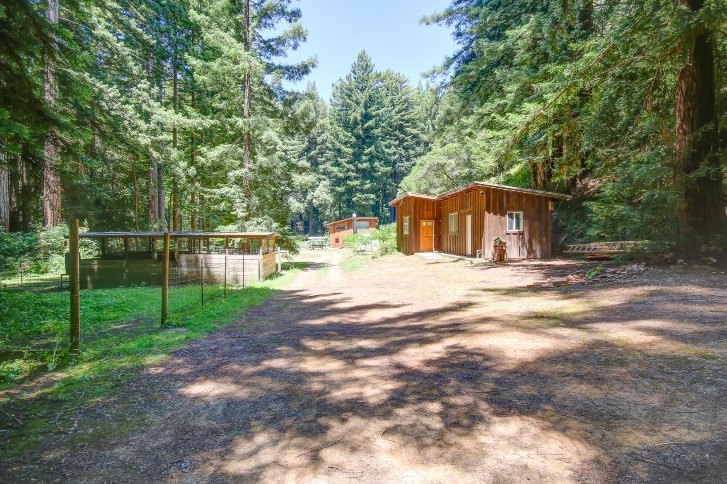 500 Hidden Canyon Watsonville, CA 95076 - Photo 4 of 37 a view of backyard with green space