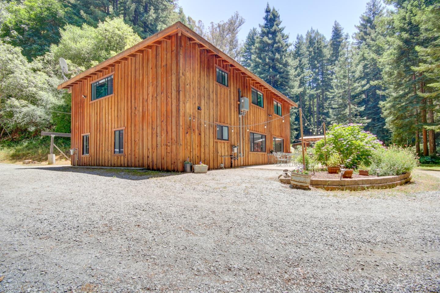 500 Hidden Canyon Watsonville, CA 95076 - Photo 6 of 37 a view of backyard of house