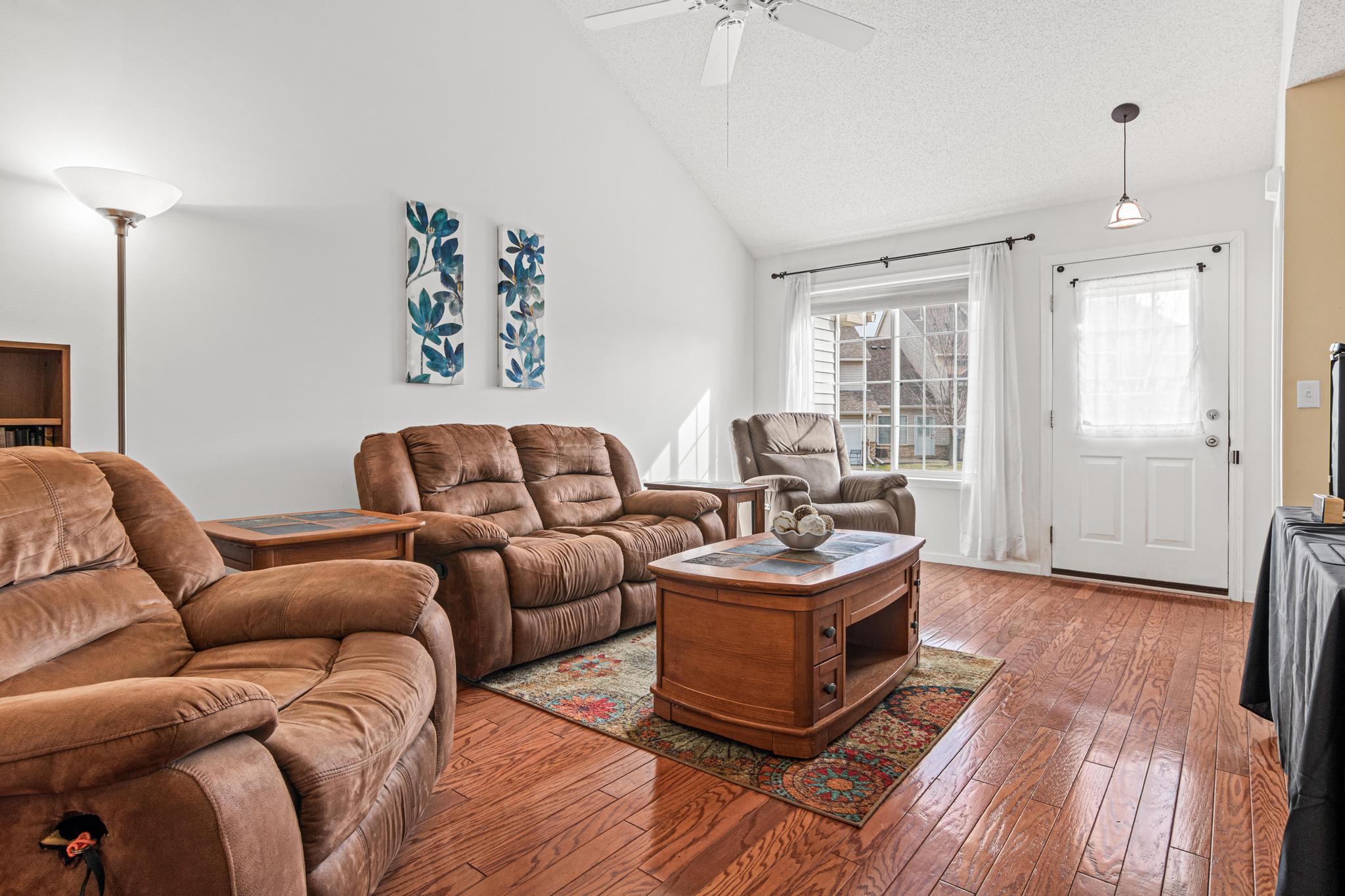8958 Pheasant Lane St. Bonifacius, MN 55375 - Photo 2 of 25