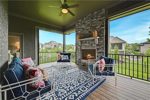 $969,000 | 3030 West 157th Court, Overland Park, KS 66224