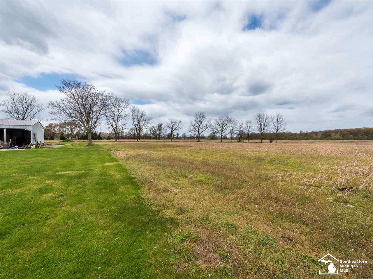 5510 Bluebush Road Monroe, MI 48162 - Photo 3 of 31