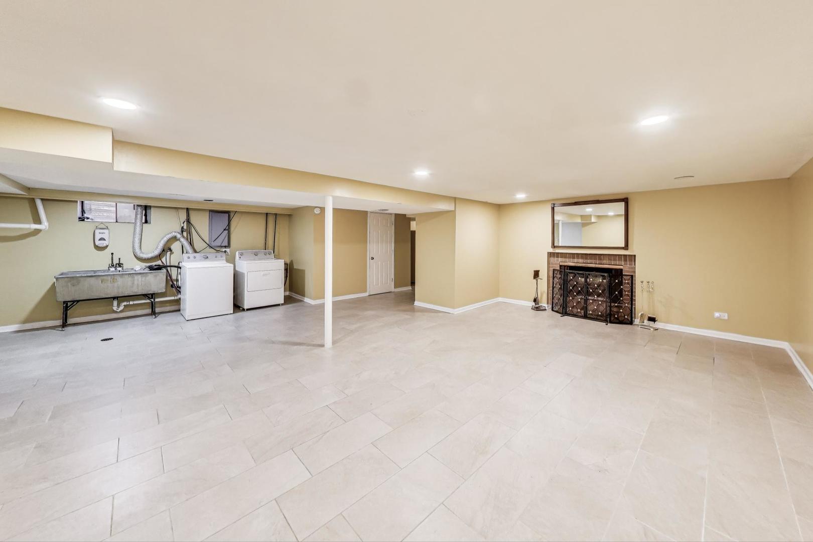 949 Daniel Drive Bensenville, IL 60106 - Photo 25 of 38