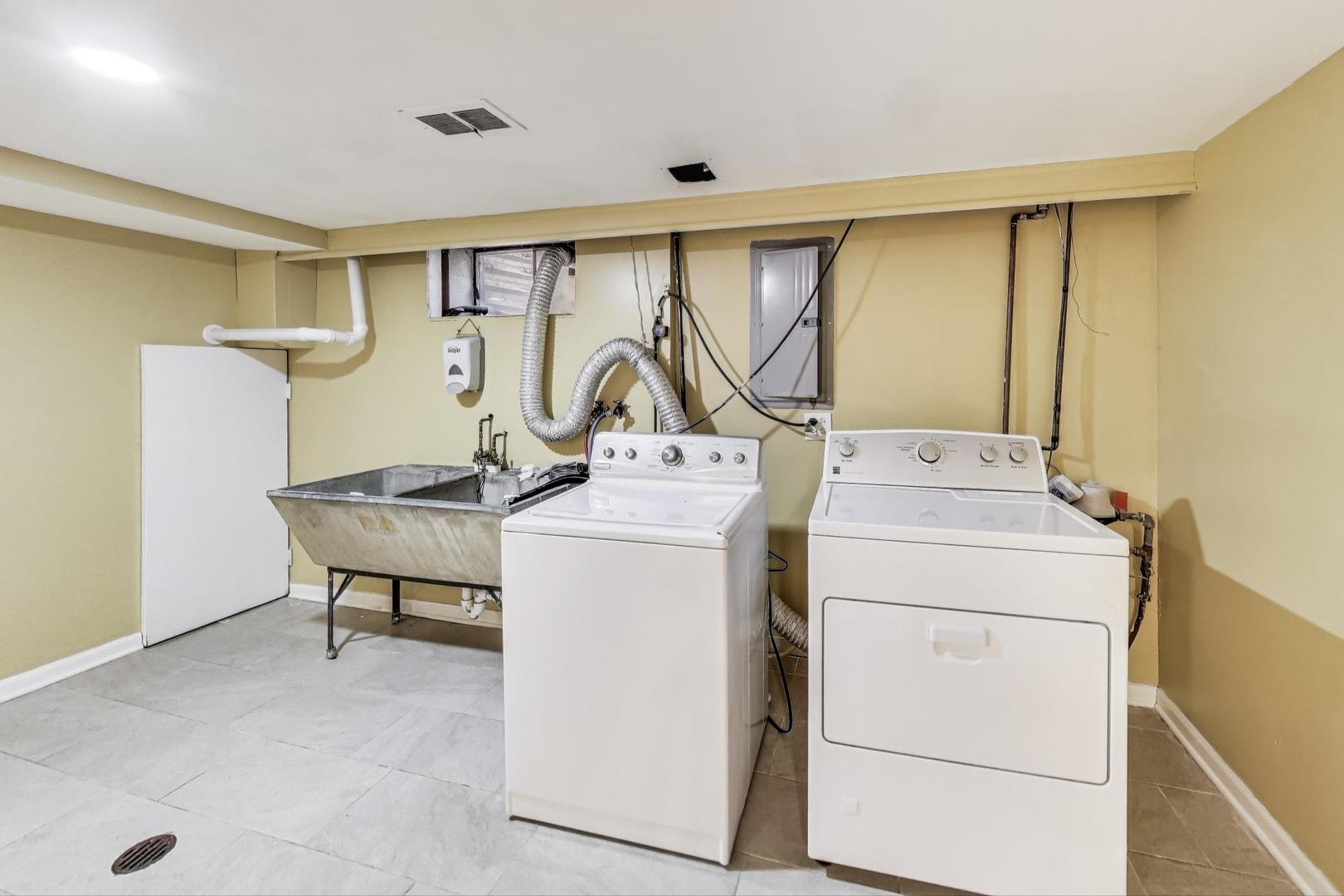 949 Daniel Drive Bensenville, IL 60106 - Photo 27 of 38