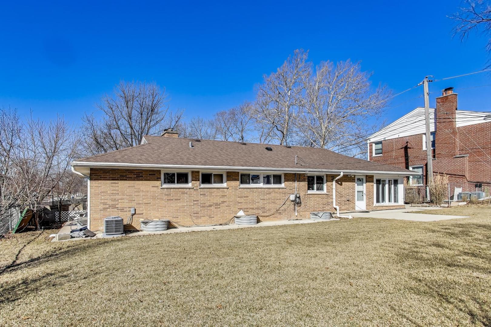 949 Daniel Drive Bensenville, IL 60106 - Photo 32 of 38