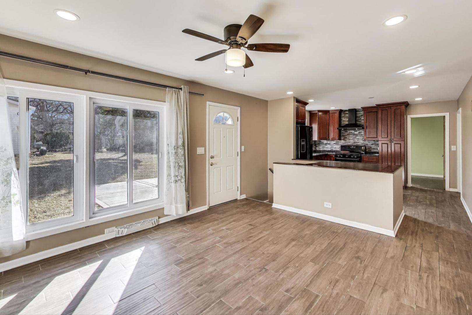 949 Daniel Drive Bensenville, IL 60106 - Photo 10 of 38