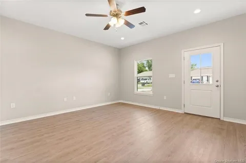 $159,900 | 2707 Cypress Street, Lake Charles, LA 70601