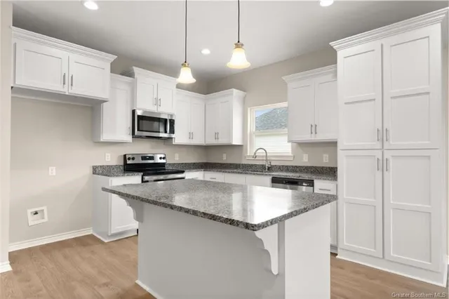 $159,900 | 2707 Cypress Street, Lake Charles, LA 70601