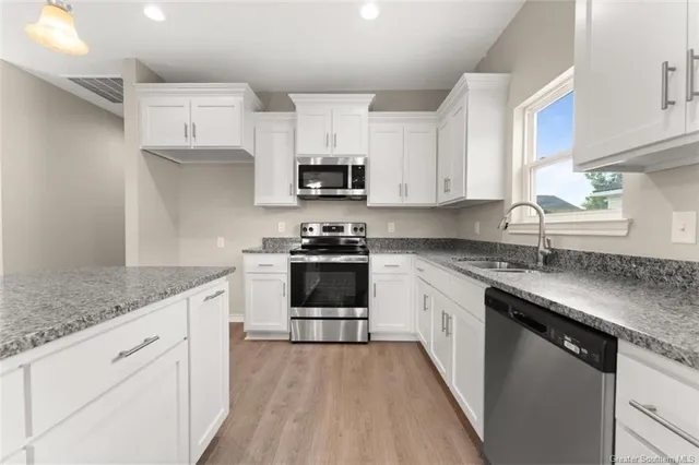 $159,900 | 2707 Cypress Street, Lake Charles, LA 70601