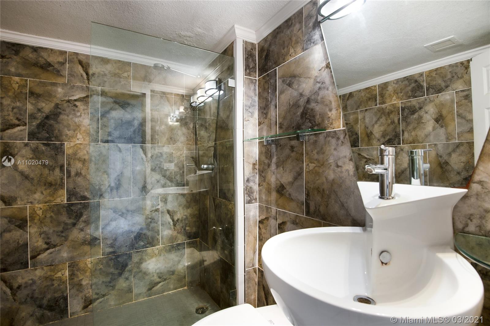 1500 Bay Road, Unit 328S Miami Beach, FL 33139 - Photo 11 of 15