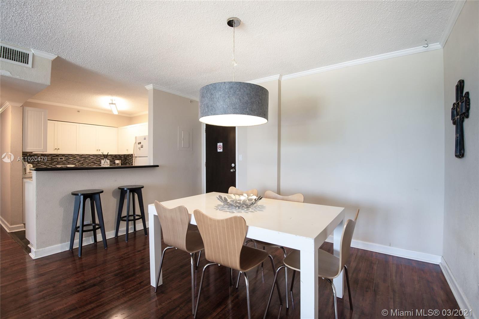 1500 Bay Road, Unit 328S Miami Beach, FL 33139 - Photo 7 of 15