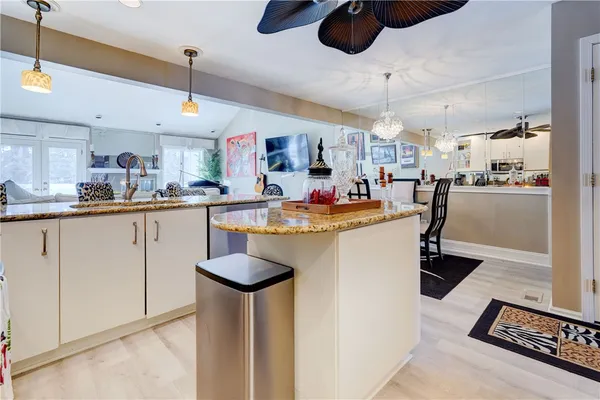 $344,900 | 10 Bay Park, Penfield, NY 14580