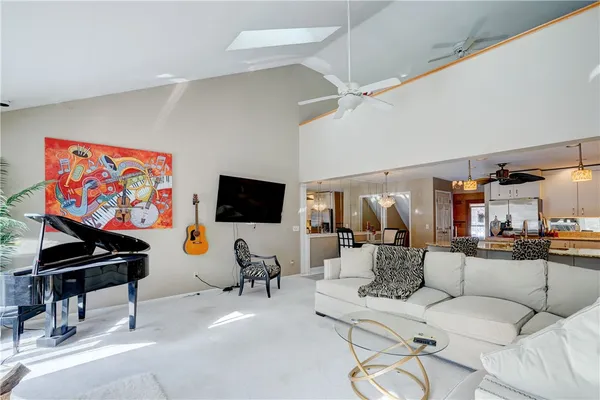 $344,900 | 10 Bay Park, Penfield, NY 14580