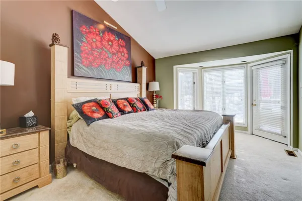 $344,900 | 10 Bay Park, Penfield, NY 14580