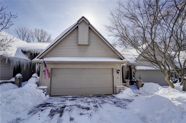 $344,900 | 10 Bay Park, Penfield, NY 14580