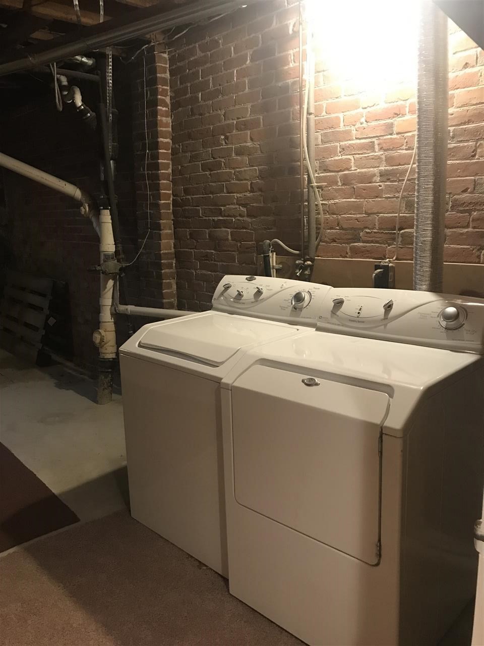 8 Library Street, Unit 8 Hudson, NH 03051 - Photo 16 of 17